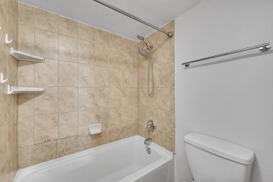 ALL AGES condo blends style & function! Spacious bedroom on Inverrary Country Club in Florida - for sale on GolfHomes.com, golf home, golf lot