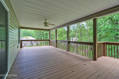 Welcome Home to 348 Lakeview in the central core of Fairfield on Druid Hills Golf Club in Tennessee - for sale on GolfHomes.com, golf home, golf lot