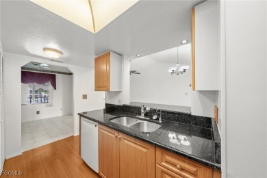 Cross Creek Golfing Community - 2 Bedrooms + Den, 2 Bathrooms on Cross Creek Country Club in Florida - for sale on GolfHomes.com, golf home, golf lot