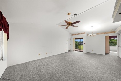 Cross Creek Golfing Community - 2 Bedrooms + Den, 2 Bathrooms on Cross Creek Country Club in Florida - for sale on GolfHomes.com, golf home, golf lot