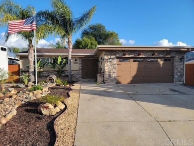 Immaculate single-level Carlton Oaks home with 4 BD/2 BA, RV on Carlton Oaks Country Club in California - for sale on GolfHomes.com, golf home, golf lot