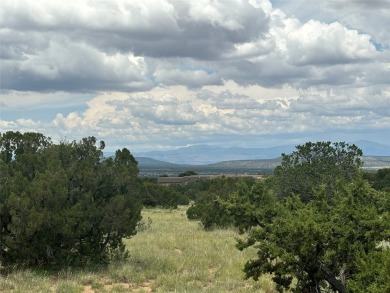Looking for a great home site in Las Campanas? Lot 486, Estates on The Club At Las Campanas  in New Mexico - for sale on GolfHomes.com, golf home, golf lot