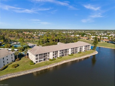 IMMEDIATE GOLF AND HOME WARRANTY. This turnkey, first-floor on Foxfire Golf and Country Club  in Florida - for sale on GolfHomes.com, golf home, golf lot