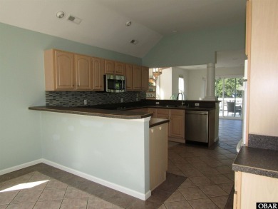 566 Hunt Club Dr, Corolla, NC - Soundfront  Golf Course Coastal on The Currituck Golf Club in North Carolina - for sale on GolfHomes.com, golf home, golf lot