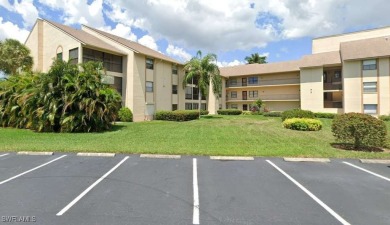 This 2-bedroom, 2-bath condo is for sale in the Cross Creek on Cross Creek Country Club in Florida - for sale on GolfHomes.com, golf home, golf lot