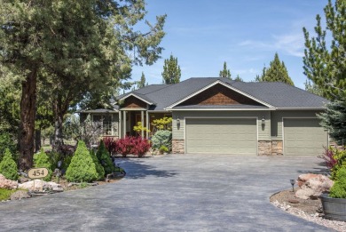 Live the resort lifestyle on the 6th fairway of Eagle Crest! on Eagle Crest Golf Resort - Resort Course in Oregon - for sale on GolfHomes.com, golf home, golf lot