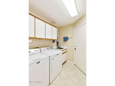 Pristine 2BR, 2BA expanded Cortez model in the active adult on Sun Lakes Country Club in Arizona - for sale on GolfHomes.com, golf home, golf lot