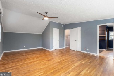 Come check out this well-cared for extra-large 3 bedroom 2 bath on East Lake Golf Club in Georgia - for sale on GolfHomes.com, golf home, golf lot