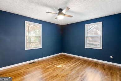 Come check out this well-cared for extra-large 3 bedroom 2 bath on East Lake Golf Club in Georgia - for sale on GolfHomes.com, golf home, golf lot