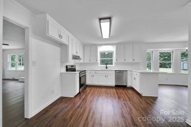 Welcome to 263 Fairway Circle, Rock Hill, SC! Where Front Porch on Rock Hill Country Club in South Carolina - for sale on GolfHomes.com, golf home, golf lot