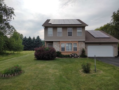This home is ready for a new owner.  Need to move in quick? on Savannah Oaks Golf Club of Candlewick Lake in Illinois - for sale on GolfHomes.com, golf home, golf lot