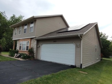 This home is ready for a new owner.  Need to move in quick? on Savannah Oaks Golf Club of Candlewick Lake in Illinois - for sale on GolfHomes.com, golf home, golf lot