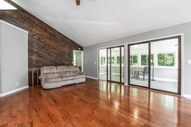 Bright, airy, and updated 4 bed, 2.5 bath Galena Territory on Eagle Ridge Inn and Resort in Illinois - for sale on GolfHomes.com, golf home, golf lot