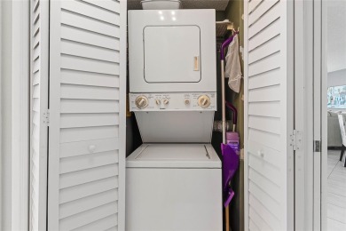 Welcome HOME to this updated corner unit with an open-concept on Palm-Aire Country Club and Resort - The Oaks in Florida - for sale on GolfHomes.com, golf home, golf lot