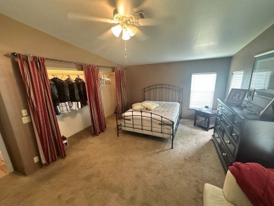 This well-loved 2-bedroom, 2-bathroom Palm Harbor home is being on Del Tura Golf and Country Club in Florida - for sale on GolfHomes.com, golf home, golf lot