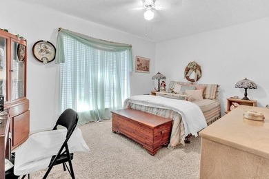 Lovely home close to park and swimming pool, offering a great on Hide-A-Way Lake Golf Course in Texas - for sale on GolfHomes.com, golf home, golf lot