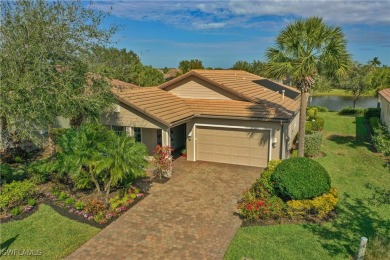 WOW!  INCREDIBLE VALUE FOR THIS 3BR POOL HOME WITH PLENTY OF on Verandah Golf Course and Club in Florida - for sale on GolfHomes.com, golf home, golf lot