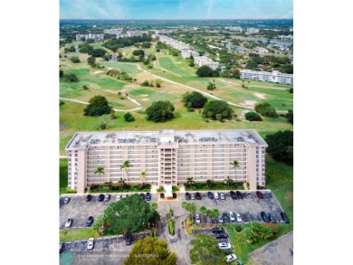 This beautiful 2-bedroom 2-bathroom condo located in the on Palm-Aire Country Club and Resort - Palms in Florida - for sale on GolfHomes.com, golf home, golf lot