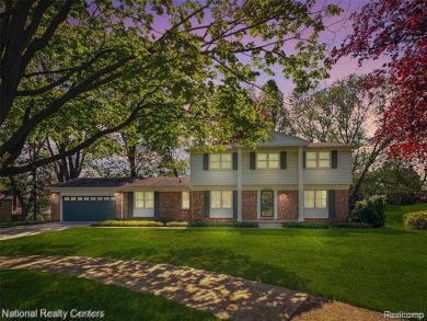 Lovely colonial located on quiet cul-de-sac in a highly sought on Great Oaks Country Club in Michigan - for sale on GolfHomes.com, golf home, golf lot