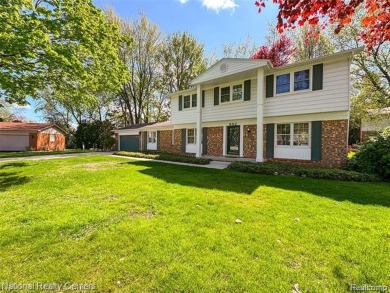 Lovely colonial located on quiet cul-de-sac in a highly sought on Great Oaks Country Club in Michigan - for sale on GolfHomes.com, golf home, golf lot