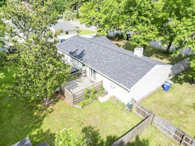 Are you looking for a Move-in ready home in a great on Shadowmoss Plantation Golf Club in South Carolina - for sale on GolfHomes.com, golf home, golf lot