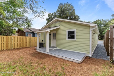 Completely Renovated Gem in the HEART of Southport! Looking for on The Lakes Country Club in North Carolina - for sale on GolfHomes.com, golf home, golf lot