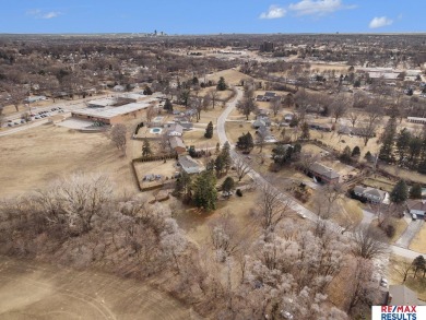 Kim Gehrman, M: , kim,   - A rare find and incredible on Omaha Country Club in Nebraska - for sale on GolfHomes.com, golf home, golf lot