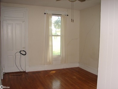 Don't miss out on this well-maintained 1.5-story, 3-bedroom on Twin Lakes Golf Course in Iowa - for sale on GolfHomes.com, golf home, golf lot