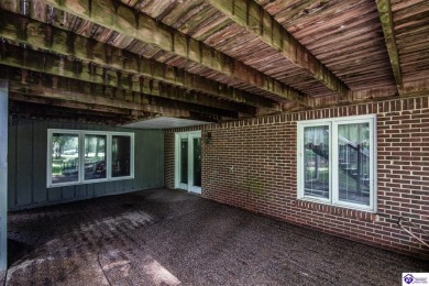 Don't miss the opportunity to own this stunning home in the on Doe Valley Country Club in Kentucky - for sale on GolfHomes.com, golf home, golf lot