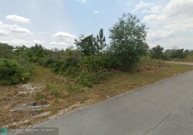 Great opportunity to build in the Sun 'n Lake community of on Sun n Lake Golf and Country Club in Florida - for sale on GolfHomes.com, golf home, golf lot