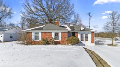 This is what you've been waiting for... A beautiful ranch on Juniper Hills Golf Course in Kentucky - for sale on GolfHomes.com, golf home, golf lot