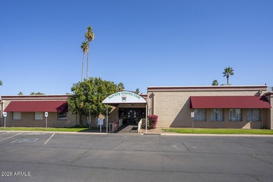 This cozy 2 bedroom is your place to call home. Located on the on Sun City Country Club in Arizona - for sale on GolfHomes.com, golf home, golf lot