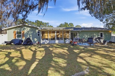 Welcome to your ideal starter home or perfect snowbird retreat on Citrus Springs Country Club in Florida - for sale on GolfHomes.com, golf home, golf lot