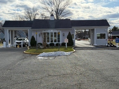 Welcome to the 55+ gated community of Rossmoor! Seamlessly on Rossmoor Golf Club in New Jersey - for sale on GolfHomes.com, golf home, golf lot