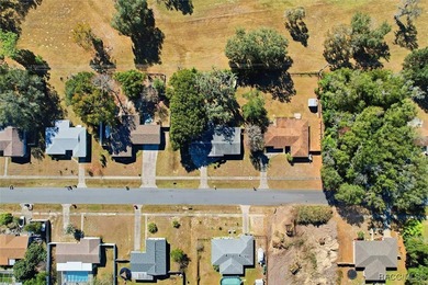 Welcome to your ideal starter home or perfect snowbird retreat on Citrus Springs Country Club in Florida - for sale on GolfHomes.com, golf home, golf lot