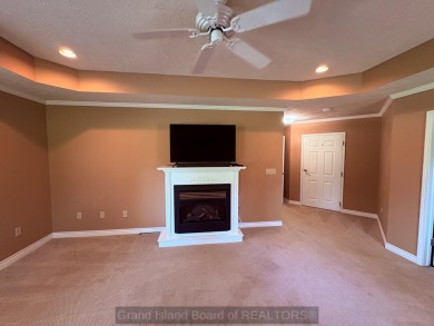 Beautiful condo overlooking the 18th fairway of Riverside Golf on Riverside Country Club in Nebraska - for sale on GolfHomes.com, golf home, golf lot