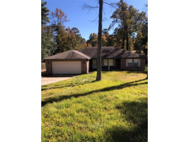 Want to live in Blanchard? Enjoy this 3 Beds 2 Baths home on Northwood Hills Golf Club in Louisiana - for sale on GolfHomes.com, golf home, golf lot