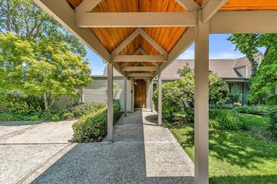 Welcome to this exceptional custom-built contemporary home on Rogue Valley Country Club in Oregon - for sale on GolfHomes.com, golf home, golf lot