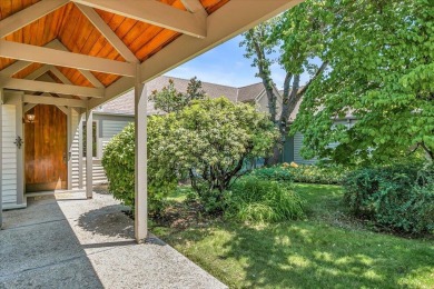 Welcome to this exceptional custom-built contemporary home on Rogue Valley Country Club in Oregon - for sale on GolfHomes.com, golf home, golf lot