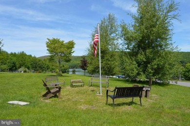 Discover your PERFECT Lake Access Getaway in the Serene Alpine on Alpine Lake Resort in West Virginia - for sale on GolfHomes.com, golf home, golf lot