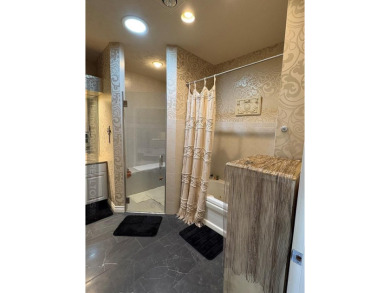 Beautiful condo overlooking the 18th fairway of Riverside Golf on Riverside Country Club in Nebraska - for sale on GolfHomes.com, golf home, golf lot