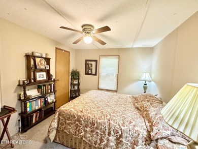 BONAFIDE CHARTER LOT ONLY $25 ANNUALLY, This lovely 3 BR/ 2 Bath on Stonehenge Golf Course in Tennessee - for sale on GolfHomes.com, golf home, golf lot