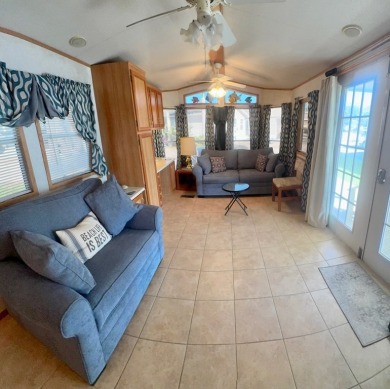 Cute and pristine 1bd/1ba park model located in the amenity rich on Long Island Golf Course in Texas - for sale on GolfHomes.com, golf home, golf lot