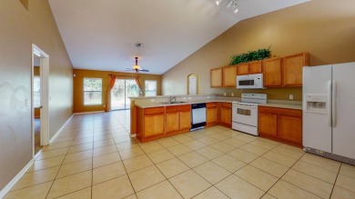 Lots of room in this house, located in Sugarmill Woods. Built by on Sugarmill Woods Golf and Country Club in Florida - for sale on GolfHomes.com, golf home, golf lot