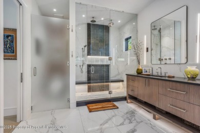 (Showings available 10/7) 
If you seek a contemporary, private on Aspen Glen Club in Colorado - for sale on GolfHomes.com, golf home, golf lot