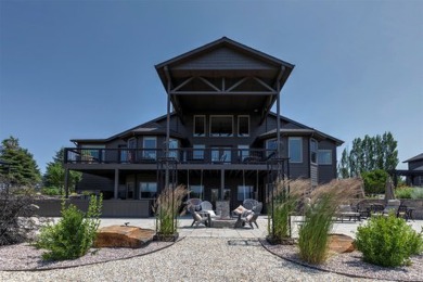 Immaculate & impressive, well-built home on a rare view lot in on Hamilton Golf Club in Montana - for sale on GolfHomes.com, golf home, golf lot