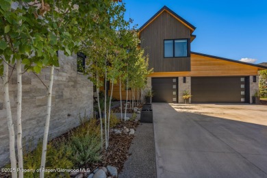 (Showings available 10/7) 
If you seek a contemporary, private on Aspen Glen Club in Colorado - for sale on GolfHomes.com, golf home, golf lot