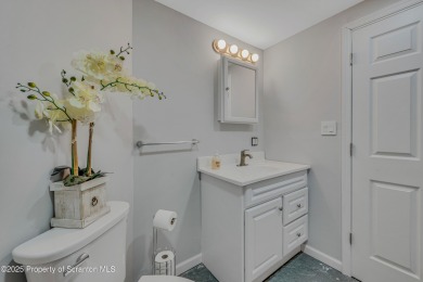 Welcome home to 8 Eight Iron Dr, located in the desirable on Blue Ridge Trail Golf Club in Pennsylvania - for sale on GolfHomes.com, golf home, golf lot