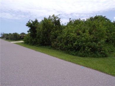 This lot is on a quiet street that would be a great place to on Rotonda Golf and Country Club - Long Marsh  in Florida - for sale on GolfHomes.com, golf home, golf lot