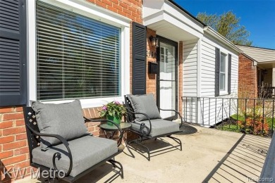 Welcome to this beautifully maintained, three bedroom, brick on Red Run Golf Club in Michigan - for sale on GolfHomes.com, golf home, golf lot